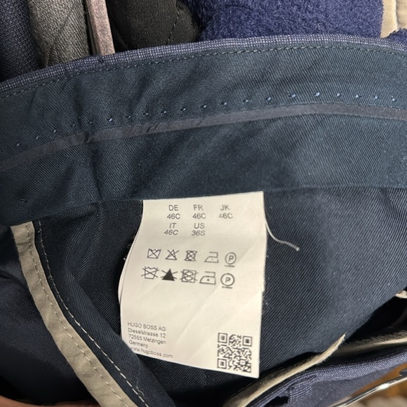 Hugo Boss Suit Blazer and Pants Set Navy 36s - Picture 9 of 9